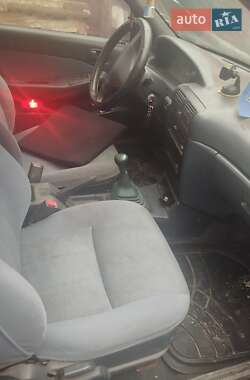 Седан Kia Sephia 1993 в Чуднове