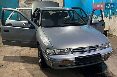 Седан Kia Sephia 1994 в Сумах