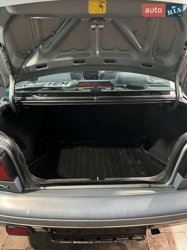 Седан Kia Sephia 1994 в Сумах