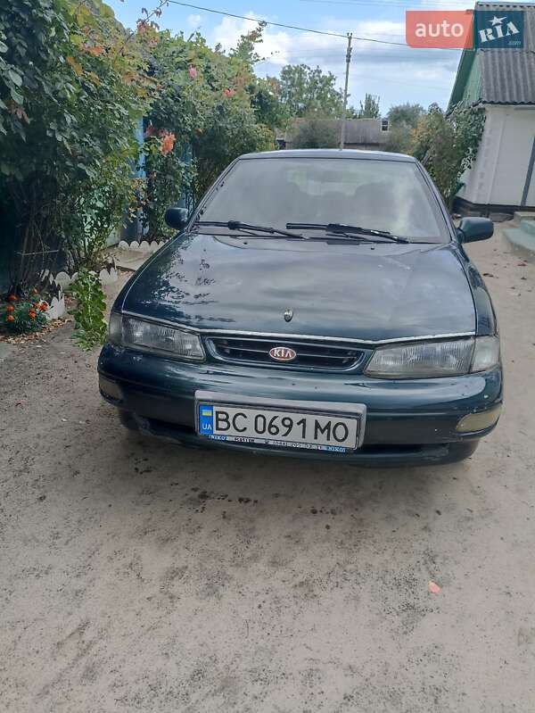 Седан Kia Sephia 1998 в Ківерцях