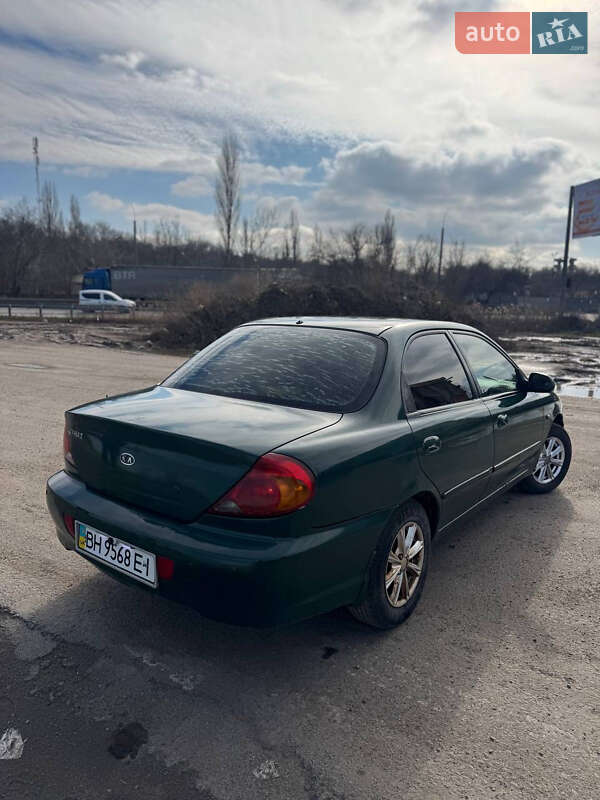 Kia Sephia 2002 Kia Sephia 2002