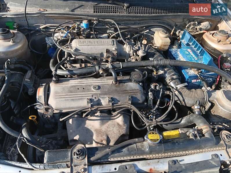 Седан Kia Sephia 1995 в Турійську