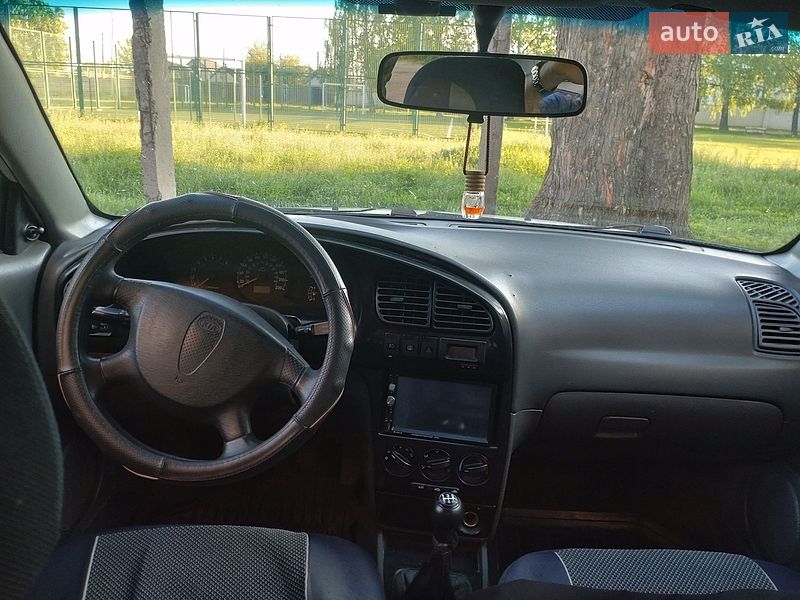 Седан Kia Sephia 2003 в Черкассах фото 7 Седан Kia Sephia 2003 в Черкассах