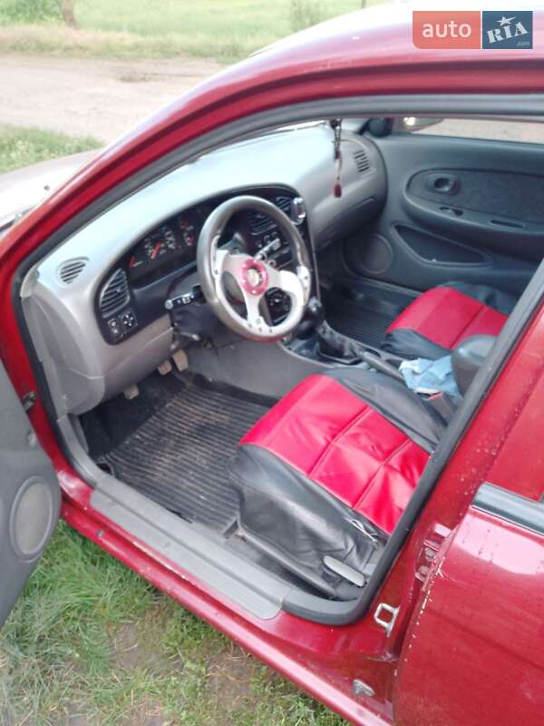 Седан Kia Shuma 2000 в Покровському