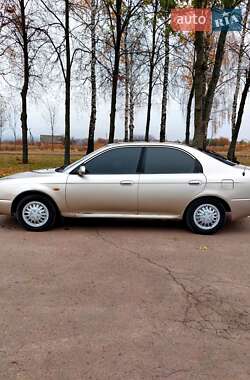 Седан Kia Shuma 2001 в Тростянці