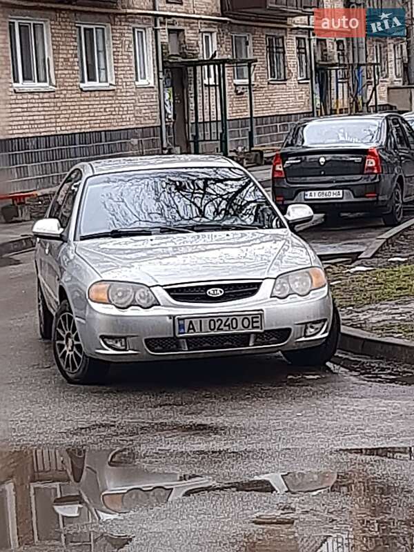 Седан Kia Shuma 2004 в 