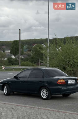 Седан Kia Shuma 2000 в 