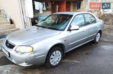 Седан Kia Shuma 2003 в Києві