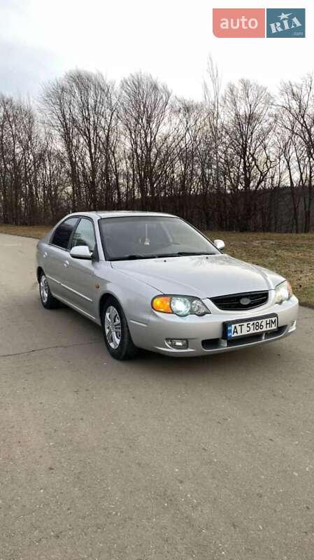 Kia Shuma 2003