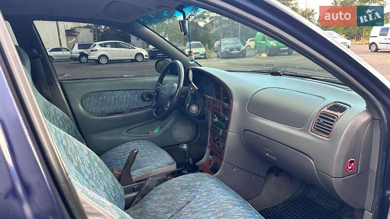 Седан Kia Shuma 2000 в Одессе