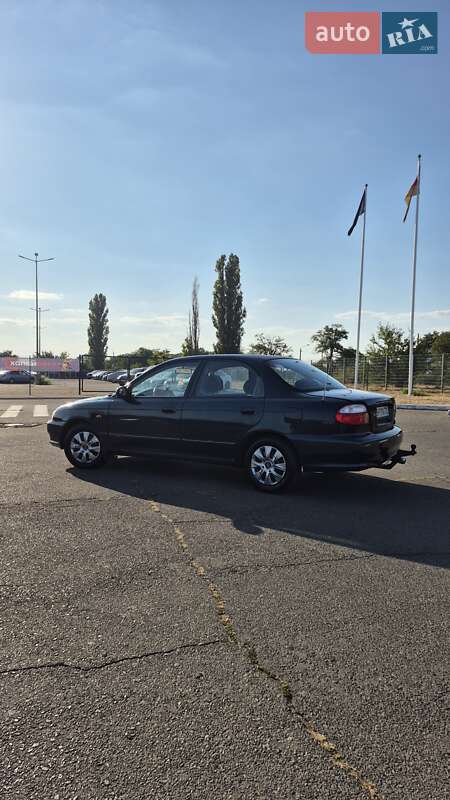 Седан Kia Shuma 1999 в Одессе