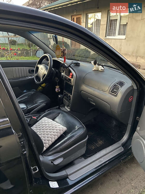 Седан Kia Shuma 2003 в Тернополе