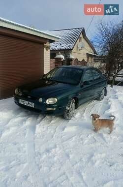 Седан Kia Shuma 2000 в Черновцах
