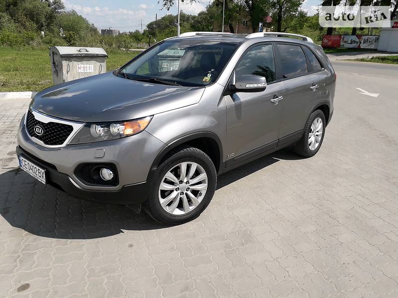 Внедорожник / Кроссовер Kia Sorento 2010 в Черновцах