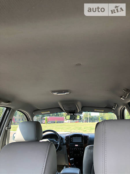 Позашляховик / Кросовер Kia Sorento 2004 в Рівному фото 9 Позашляховик / Кросовер Kia Sorento 2004 в Рівному