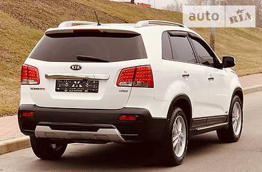 Позашляховик / Кросовер Kia Sorento 2013 в Одесі