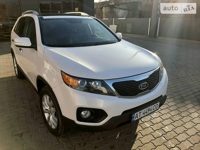 Позашляховик / Кросовер Kia Sorento 2010 в Калуші