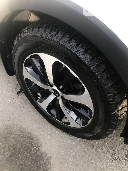 Позашляховик / Кросовер Kia Sorento 2016 в Харкові фото 3 Позашляховик / Кросовер Kia Sorento 2016 в Харкові