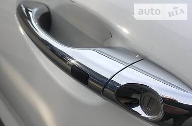 Позашляховик / Кросовер Kia Sorento 2016 в 