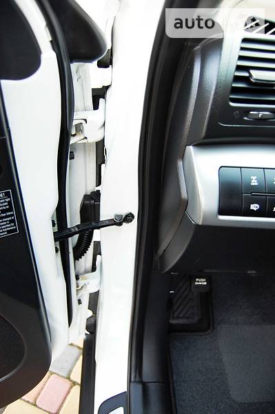 Позашляховик / Кросовер Kia Sorento 2011 в Умані