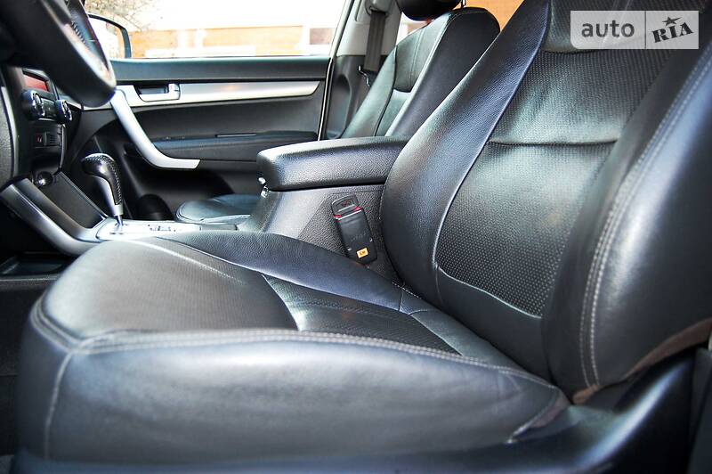Позашляховик / Кросовер Kia Sorento 2011 в Умані