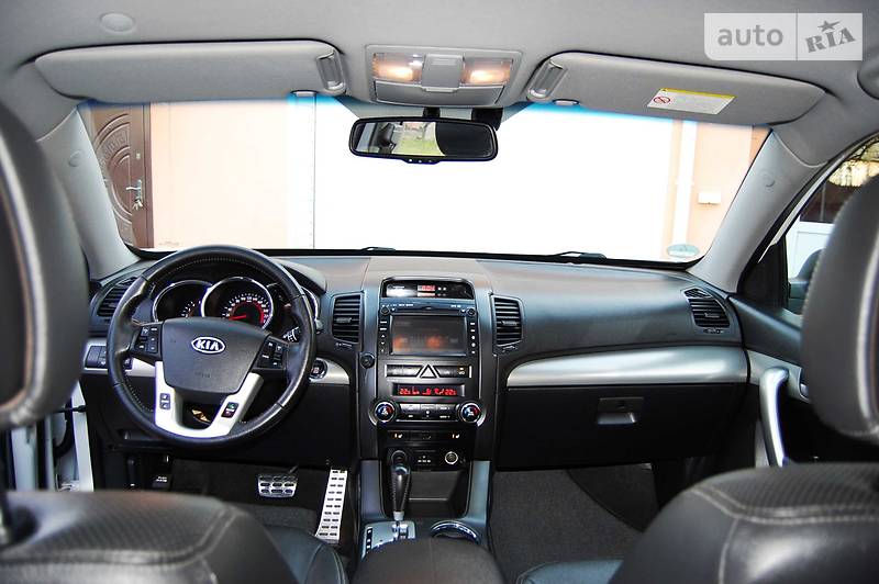 Позашляховик / Кросовер Kia Sorento 2011 в Умані