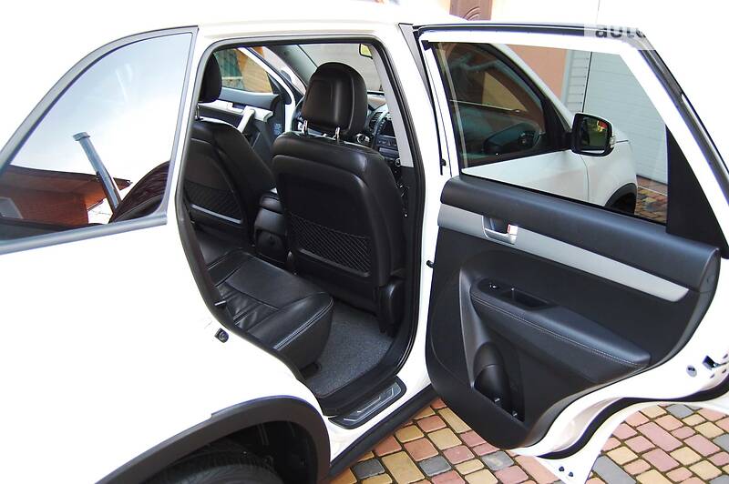 Позашляховик / Кросовер Kia Sorento 2011 в Умані