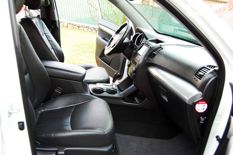 Позашляховик / Кросовер Kia Sorento 2011 в Умані