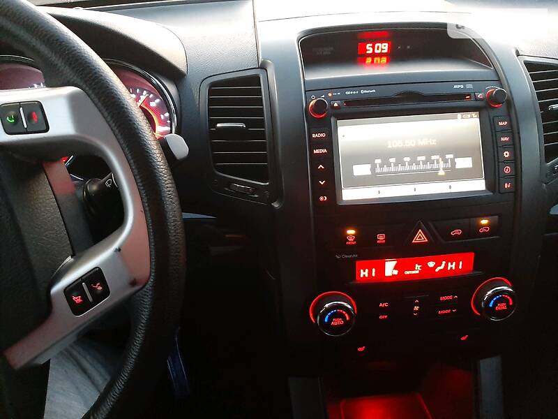 Позашляховик / Кросовер Kia Sorento 2010 в Калуші