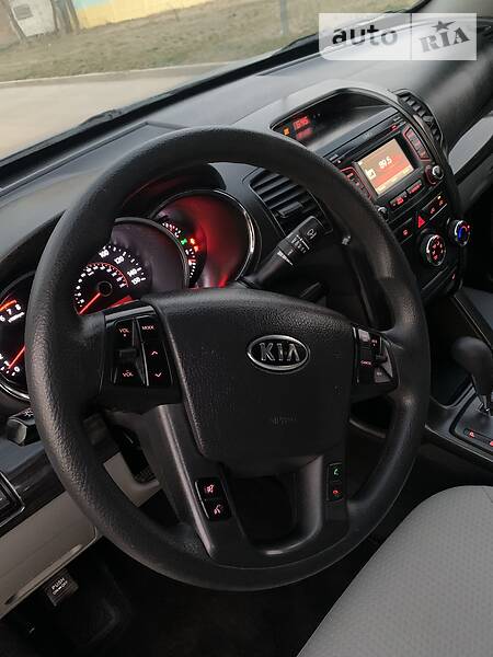 Позашляховик / Кросовер Kia Sorento 2013 в Рівному