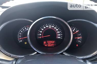Позашляховик / Кросовер Kia Sorento 2010 в 
