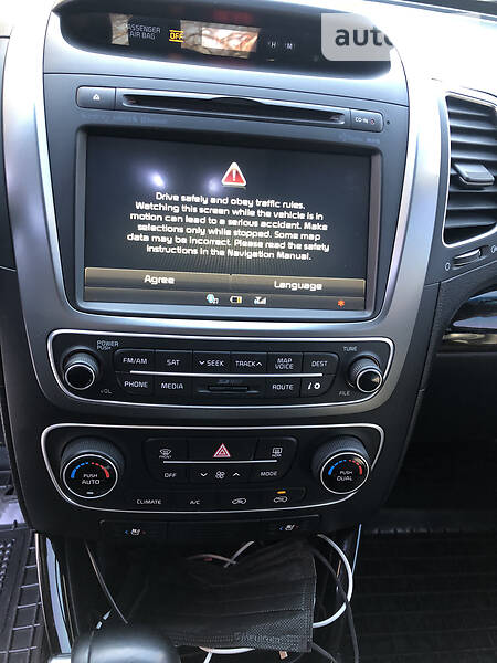 Позашляховик / Кросовер Kia Sorento 2014 в Одесі