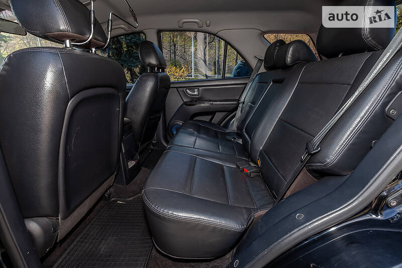 Позашляховик / Кросовер Kia Sorento 2010 в Києві