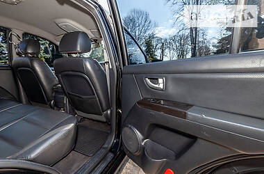 Позашляховик / Кросовер Kia Sorento 2010 в 