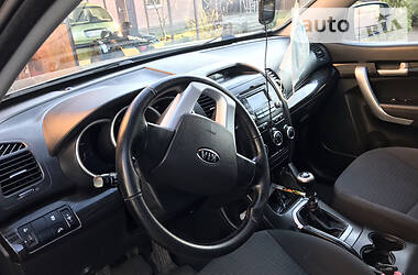 Позашляховик / Кросовер Kia Sorento 2009 в 