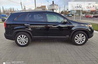 Позашляховик / Кросовер Kia Sorento 2012 в 