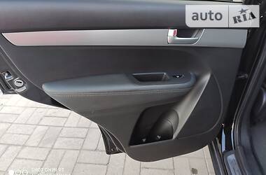 Позашляховик / Кросовер Kia Sorento 2012 в 