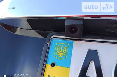 Позашляховик / Кросовер Kia Sorento 2012 в 