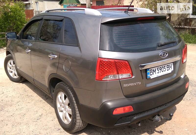 Позашляховик / Кросовер Kia Sorento 2011 в Ромнах