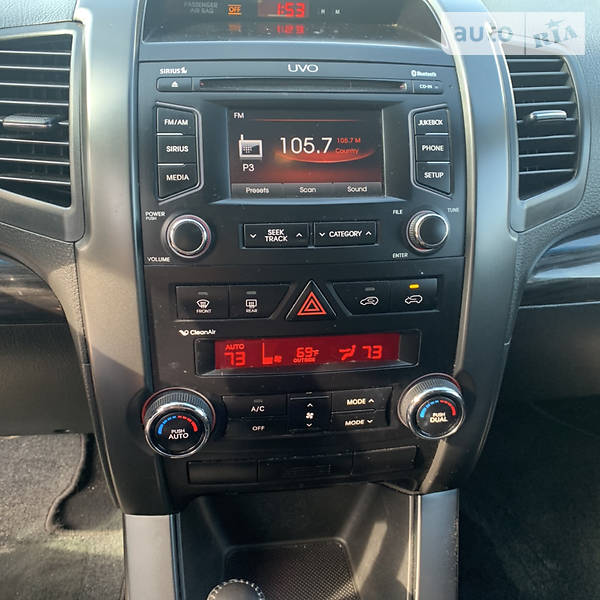 Позашляховик / Кросовер Kia Sorento 2011 в Рівному