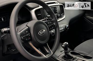 Позашляховик / Кросовер Kia Sorento 2016 в Києві