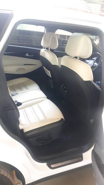Внедорожник / Кроссовер Kia Sorento 2015 в Харькове