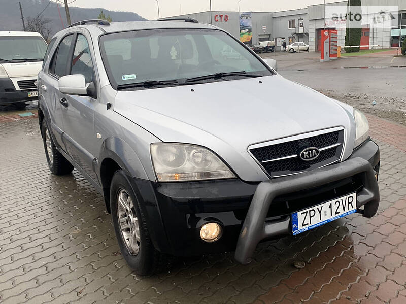 Внедорожник / Кроссовер Kia Sorento 2003 в Хусте