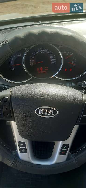 Внедорожник / Кроссовер Kia Sorento 2011 в Дрогобыче