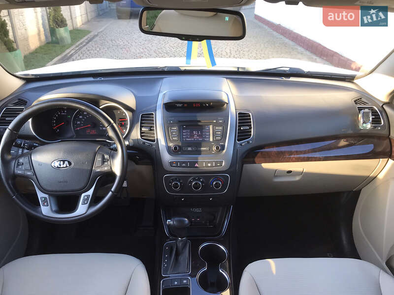 Позашляховик / Кросовер Kia Sorento 2014 в Сокалі