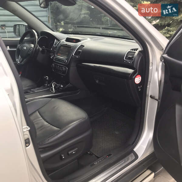 Внедорожник / Кроссовер Kia Sorento 2013 в Ивано-Франковске