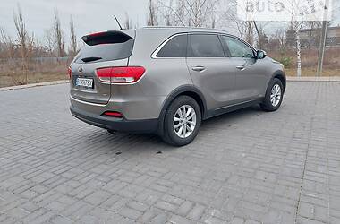 Внедорожник / Кроссовер Kia Sorento 2017 в 
