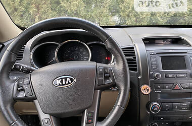 Внедорожник / Кроссовер Kia Sorento 2012 в Киеве