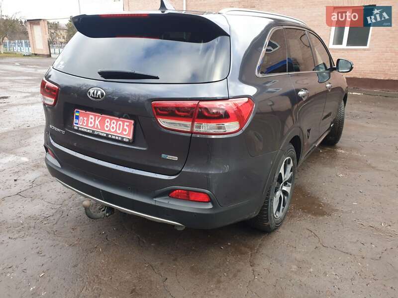 Внедорожник / Кроссовер Kia Sorento 2016 в Луцке