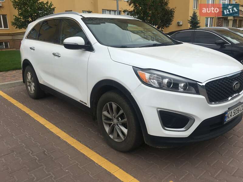 Внедорожник / Кроссовер Kia Sorento 2015 в Киеве